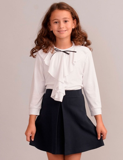Front tuck pleated skirt